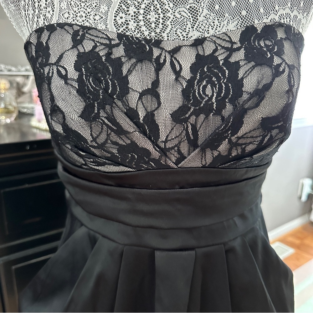 Fab’rik Ruby Rox Black Lace Bodice Strapless LBD with Pockets Size 9 (EUC) - Picture 4 of 15